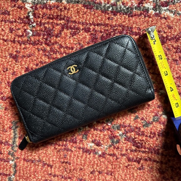 Wallet - Picture 4 of 5